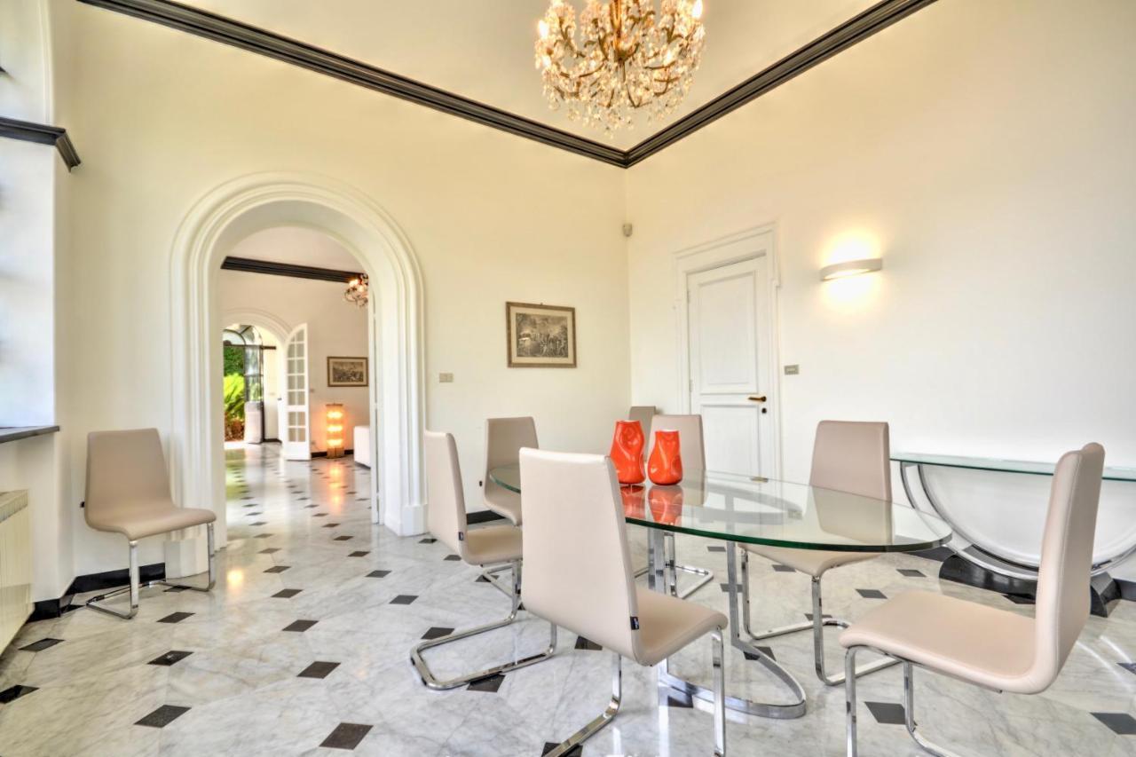 Riviera - 5 Min Walking From
