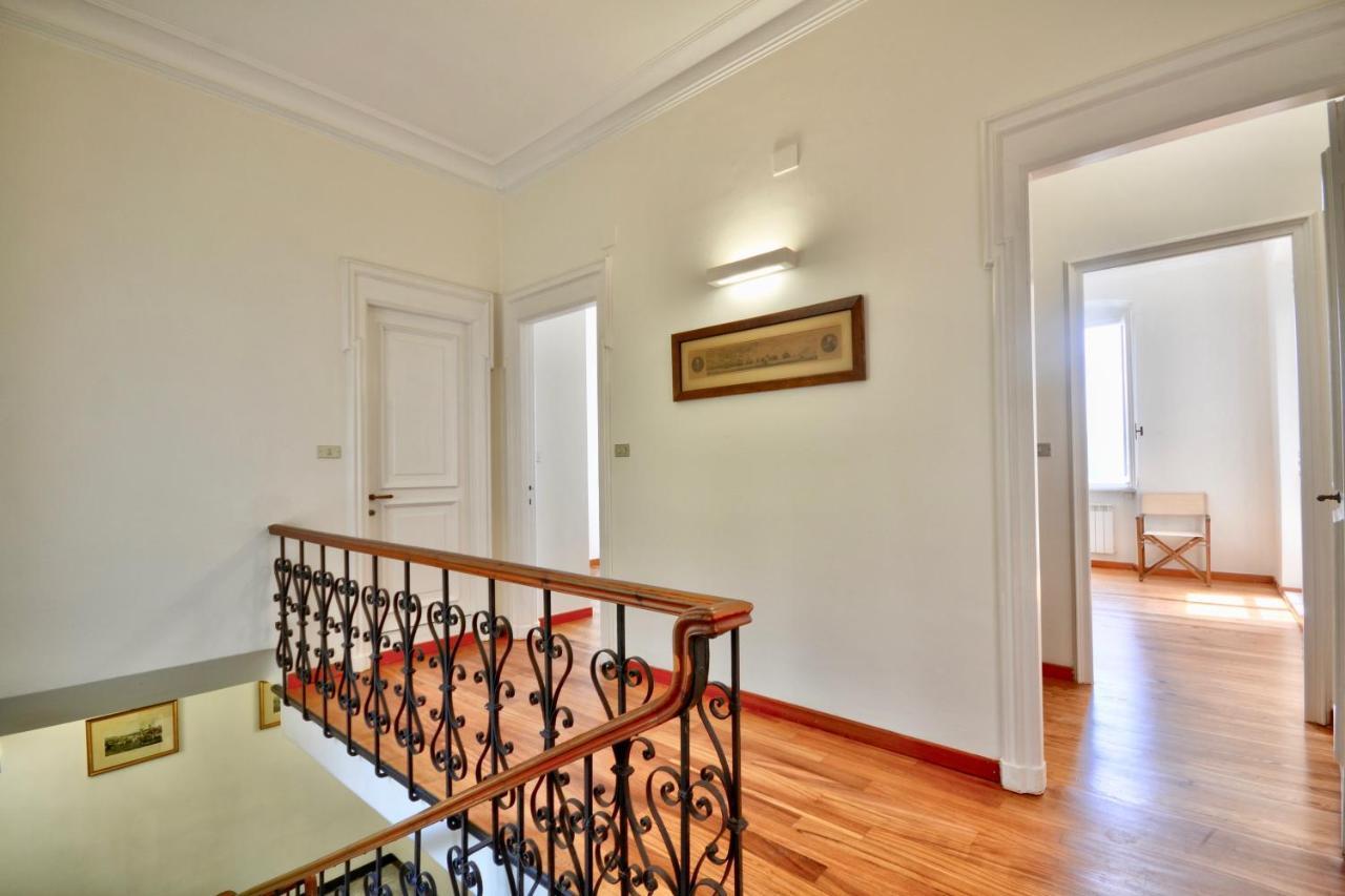 Riviera - 5 Min Walking From *