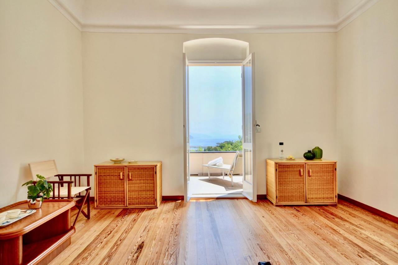 Riviera - 5 Min Walking From *