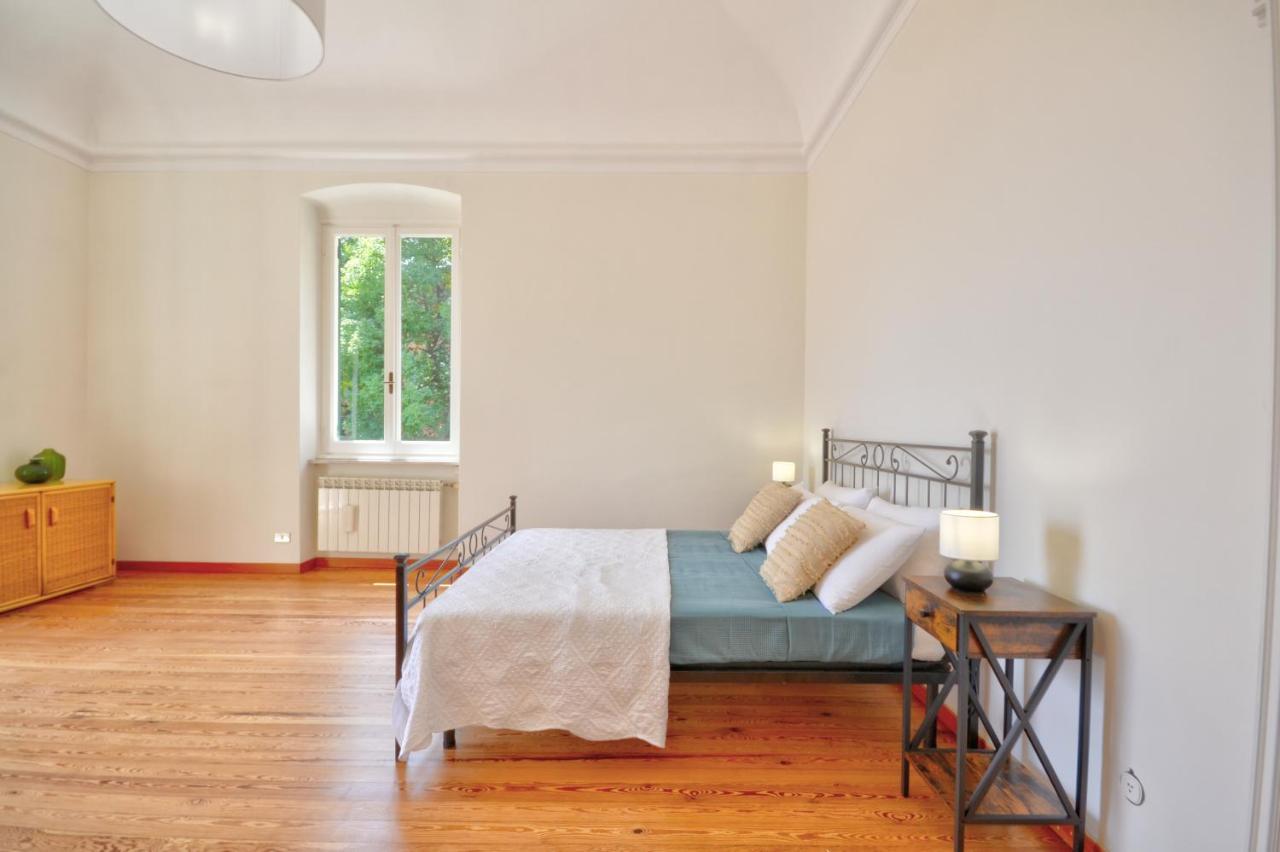Riviera - 5 Min Walking From *